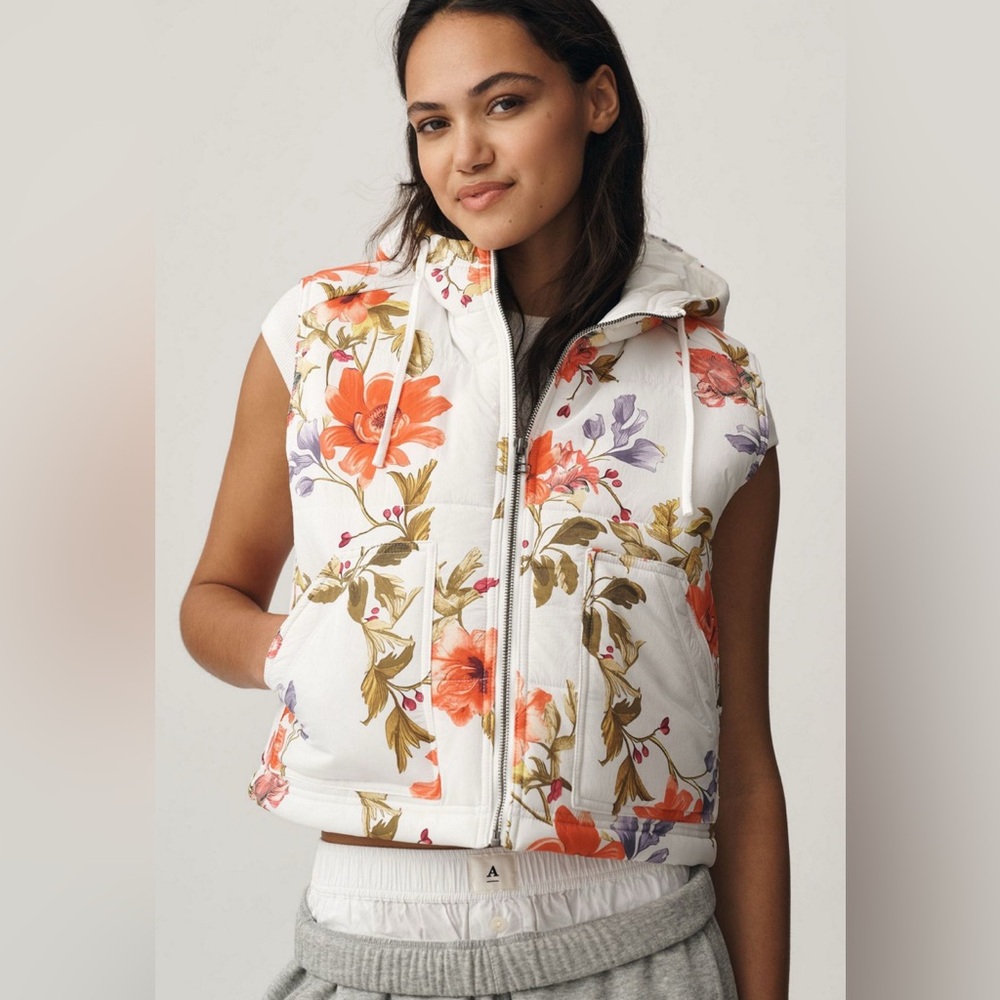 Anthropologie Daily Practice Floral Women's boxy white Puffer Vest